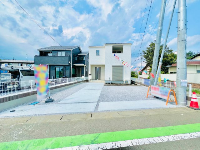 高崎吉井町塩川の外観|駐車スペースも2～３台確保◎