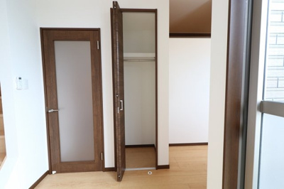 【収納】 | グレートフル八田 | 別号室の写真になります。現況優先。