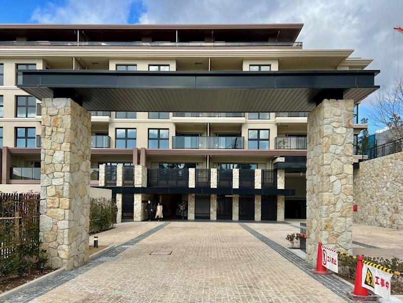 ヴェレーナシティ夙川パークナードの外観|落ち着いた雰囲気の外観です