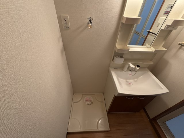 フィールドコート たつざわの内装|室内洗濯機置場
