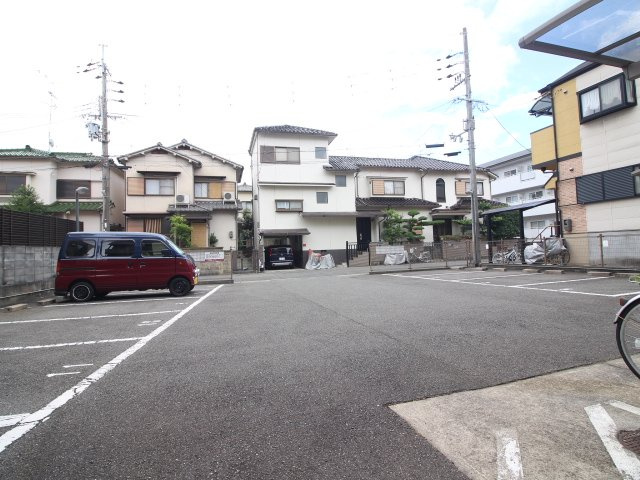 ソレーユYAMADAの駐車場|駐車場