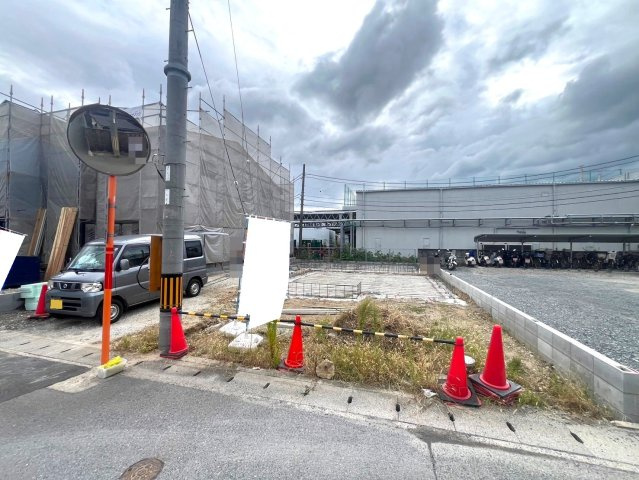 京阪本線『淀』駅まで徒歩８分♪お財布にも優しいオール電化４ＬＤＫ住宅◎伏見区淀下津町１期の外観|外観(２０２４年１０月撮影)
現状建築中