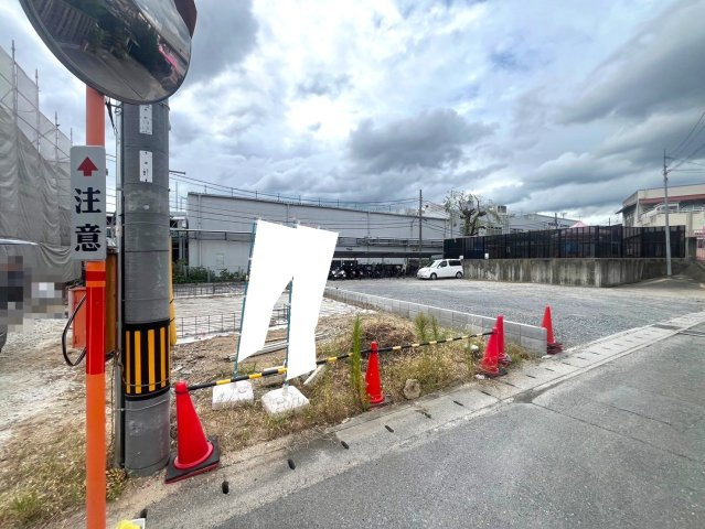 京阪本線『淀』駅まで徒歩８分♪お財布にも優しいオール電化４ＬＤＫ住宅◎伏見区淀下津町１期の外観|外観(２０２４年１０月撮影)
現状建築中