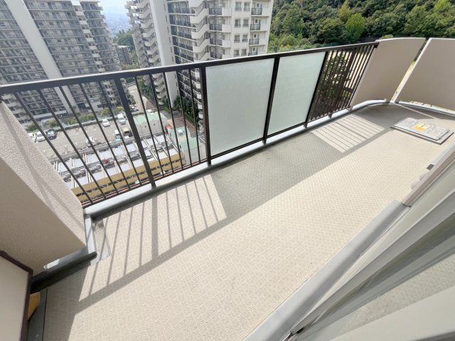 【バルコニー】 | ジャルダン宝塚中山台弐番館B棟