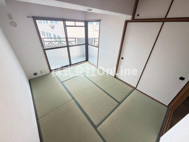 八尾市北本町２丁目の賃貸マンションの内装