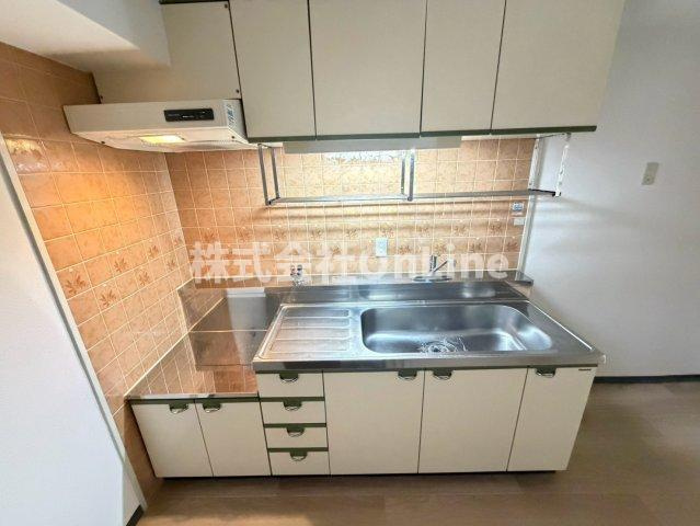 八尾市北本町２丁目の賃貸マンションのキッチン
