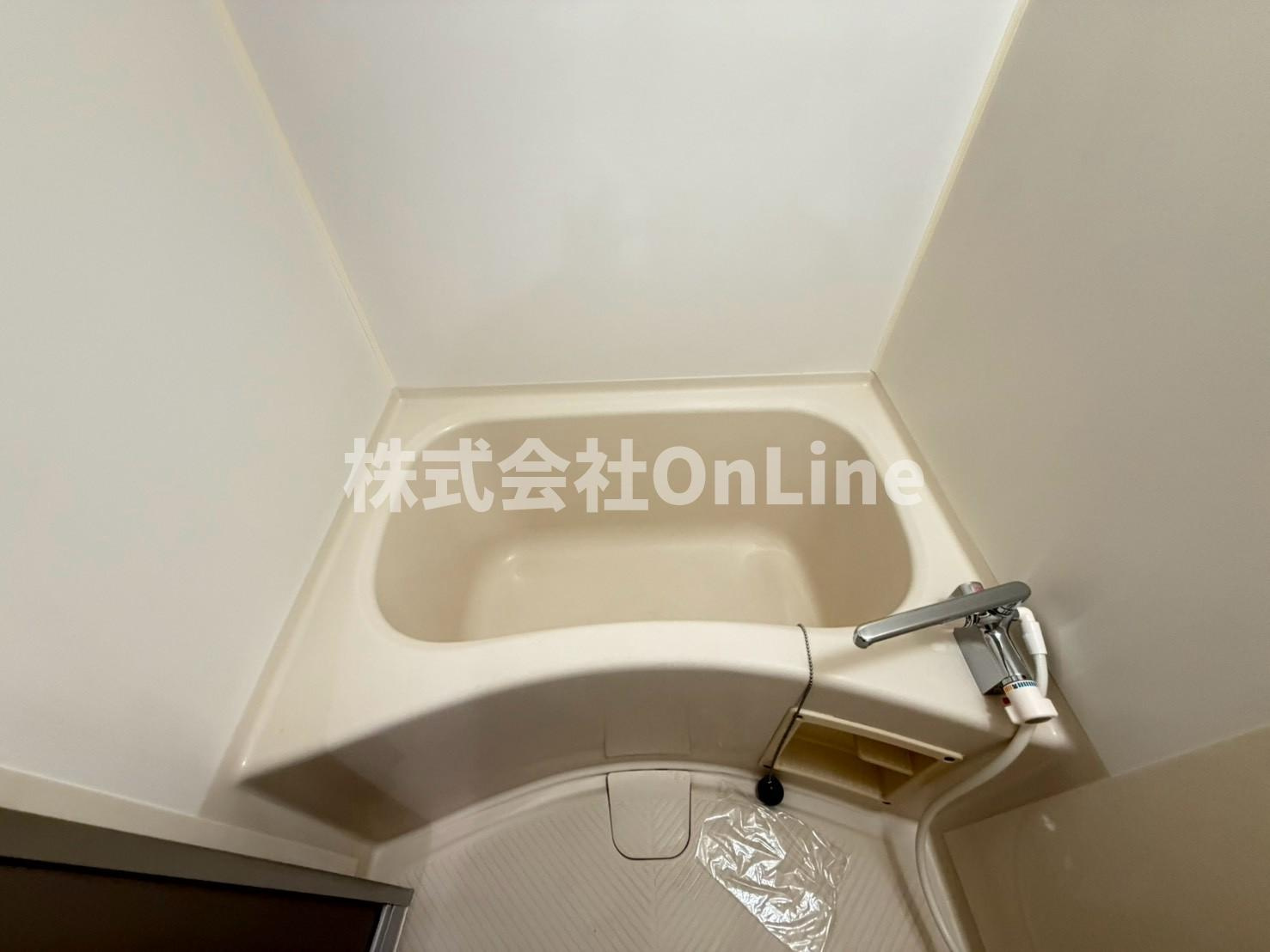 八尾市北本町２丁目の賃貸マンションの浴室