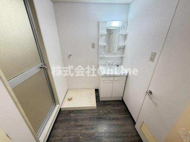 八尾市北本町２丁目の賃貸マンションの洗面所