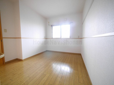 【洋室】 | シグナス湘南