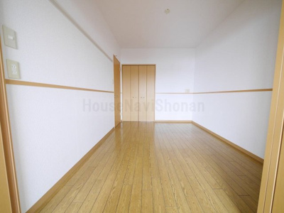 【寝室】 | シグナス湘南