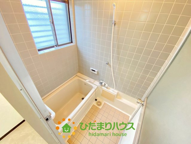 加須市騎西　中古一戸建ての浴室