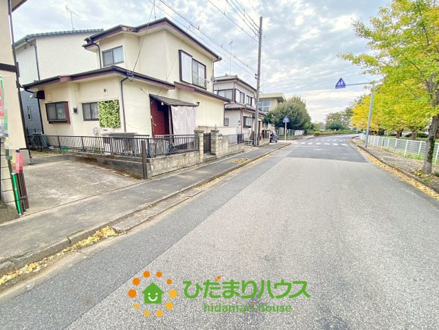 加須市騎西　中古一戸建ての前面道路含む現地写真|2024/11/1　撮影
