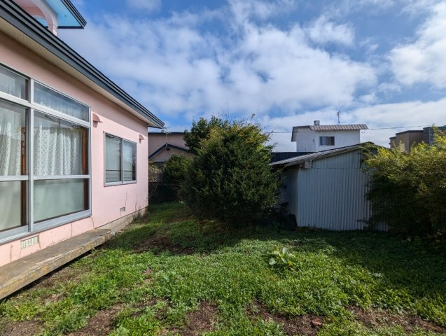 桜ヶ岡6丁目　中古住宅の庭