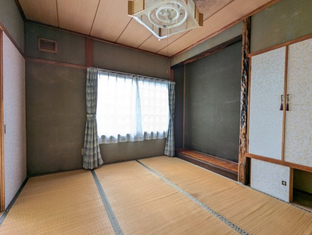 桜ヶ岡6丁目　中古住宅の和室