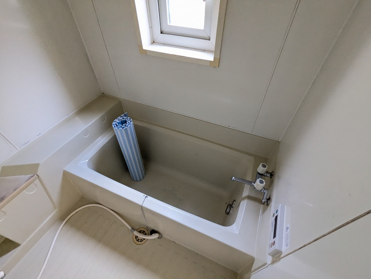 桜ヶ岡6丁目　中古住宅の浴室