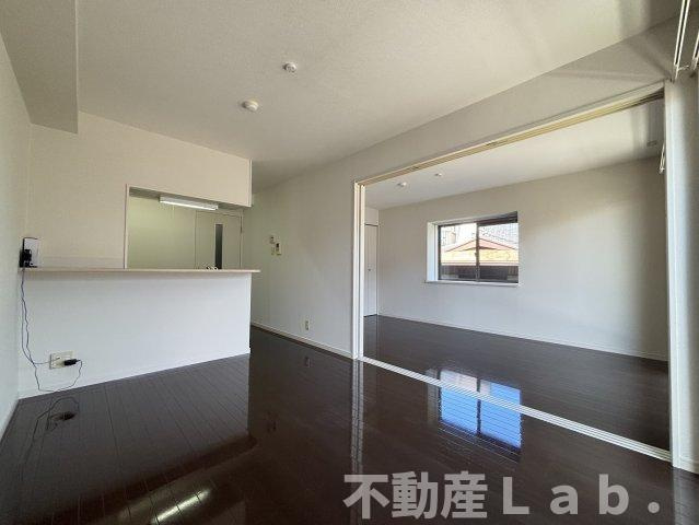 CRECIAの居間・リビング