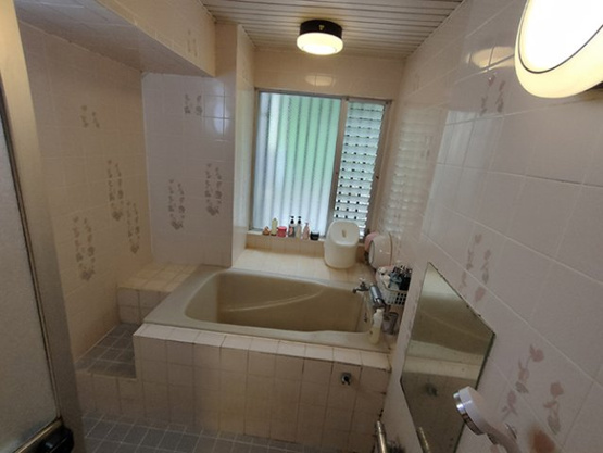 【浴室】 | 熱海市伊豆山　戸建