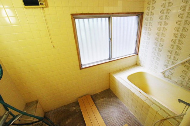 【浴室】 | 熱海市伊豆山　戸建