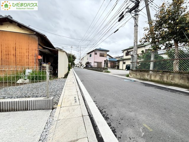 北本市本宿6丁目　新築一戸建て　ブルーミングガーデン　02の前面道路含む現地写真|南東道路につき陽当り良好です☆彡