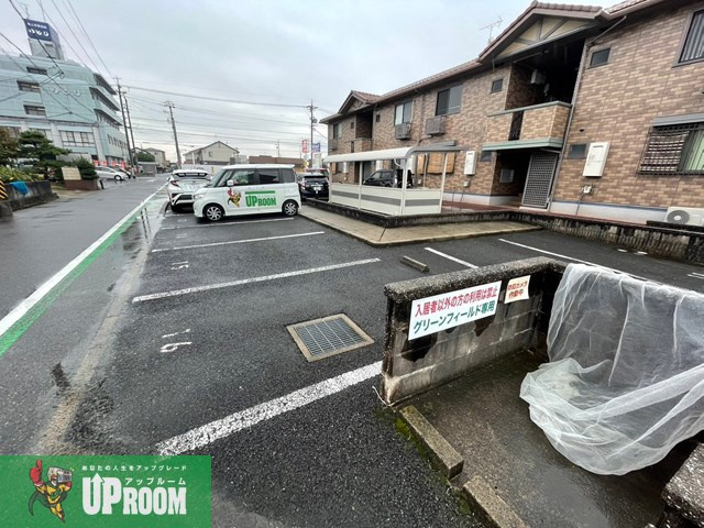 グリーンフィールドの駐車場
