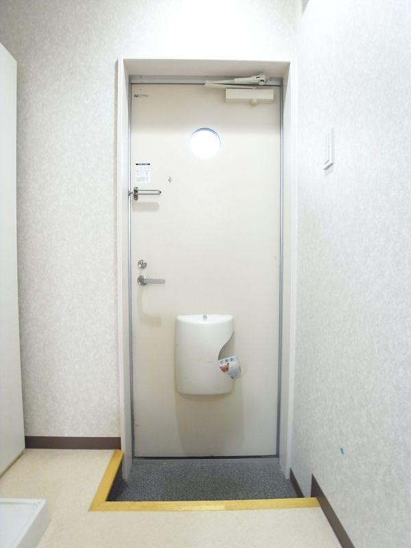 リリックコートハイビスカス の玄関
