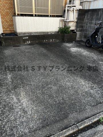 仲介手数料0円！ファインハイツの駐車場