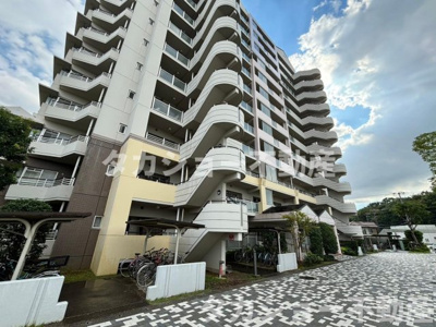 【外観】 | プラザ学園前1号棟