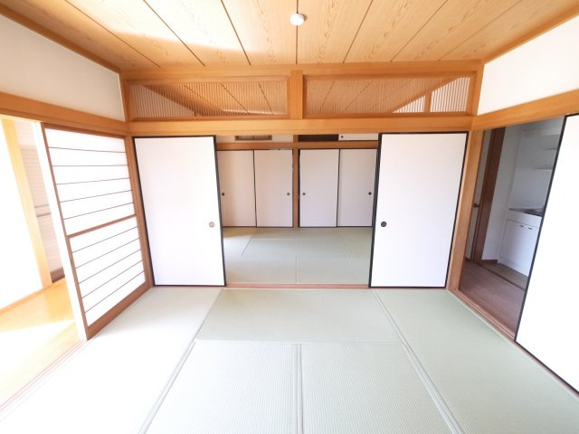 大網白里市大網　平家中古戸建の和室|内外装リフォーム済み令和6年10月住友林業施工４LDK平家 敷地約464坪スーパーベイシア徒歩約2分