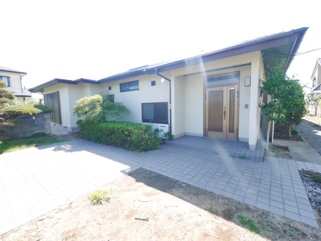 大網白里市大網　平家中古戸建の外観|内外装リフォーム済み令和6年10月住友林業施工４LDK平家 敷地約464坪スーパーベイシア徒歩約2分