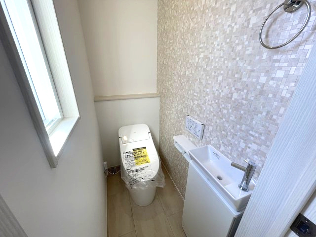 佐伯区皆賀二丁目　№34432のトイレ|1階トイレ