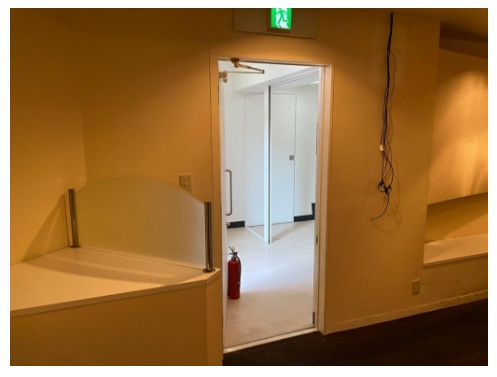 ビル ミヤザキ三階