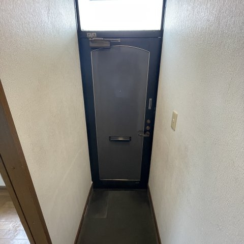 コーポ真の玄関
