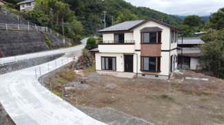 【外観】 | 内外装リフォーム工事完了済み　随時ご見学可能です。