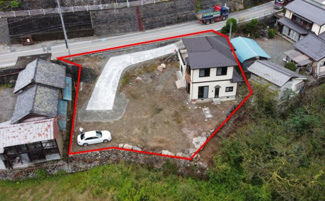 【前面道路含む現地写真】 | 赤線内が当該敷地です。