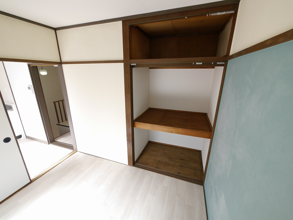 垂水区名谷町290-1テラスの収納