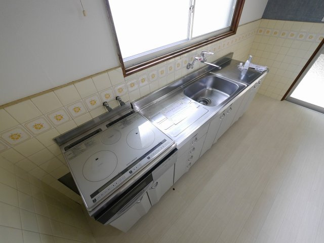 長田区丸山町1丁目9-4戸建のキッチン