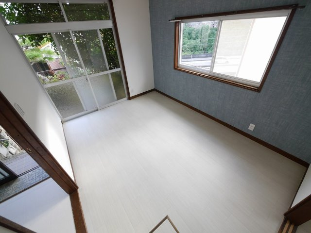 長田区丸山町1丁目9-4戸建の洋室