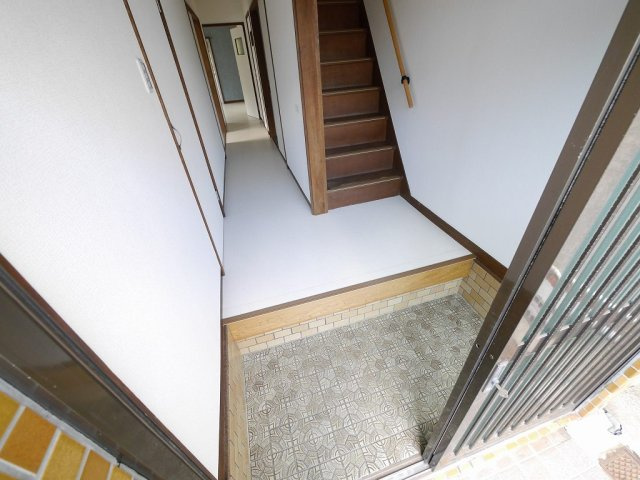 長田区丸山町1丁目9-4戸建の玄関