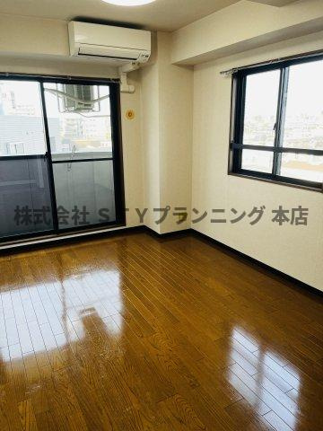 仲介手数料0円！ライフステージ白壁の居間・リビング