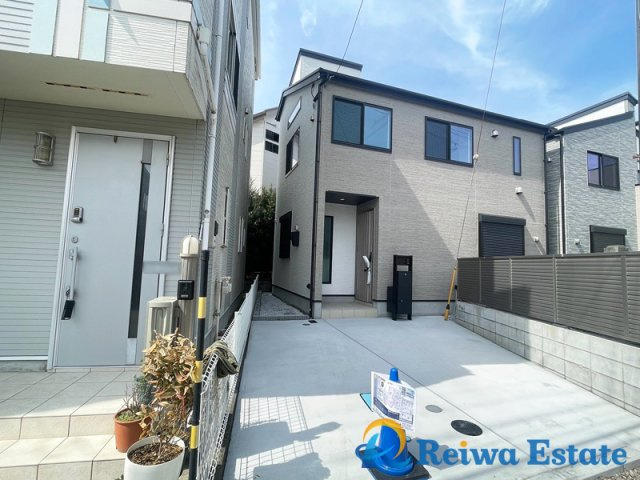 新築戸建　茅ヶ崎市浜竹1丁目の駐車場