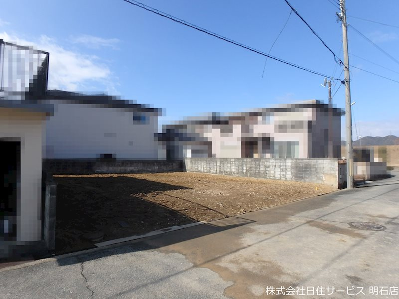 新神野１丁目　土地の前面道路含む現地写真|道路南側より撮影した現地写真