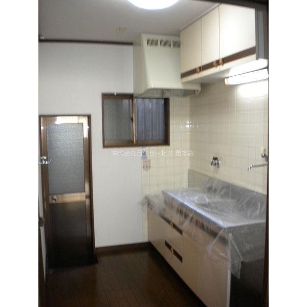 エトワール須磨浦のキッチン|コンパクトなキッチンで掃除もラクラク