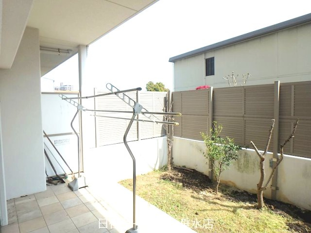 アルファステイツ西明石Ⅲの庭|柔らかな日差しが降り注ぎます