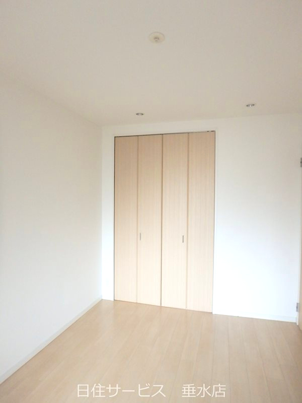 アルファステイツ西明石Ⅲの洋室|使い勝手のいい洋室です