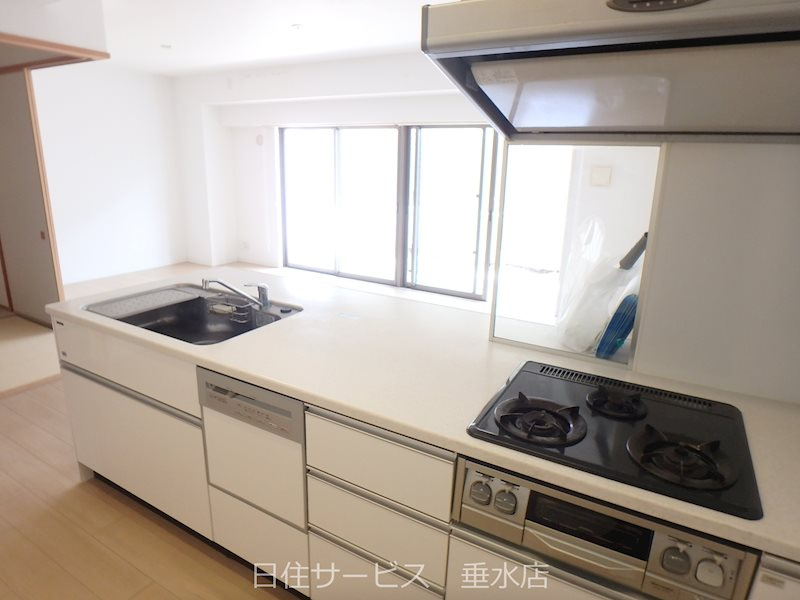 アルファステイツ西明石Ⅲのキッチン|お料理しやすいキッチンです