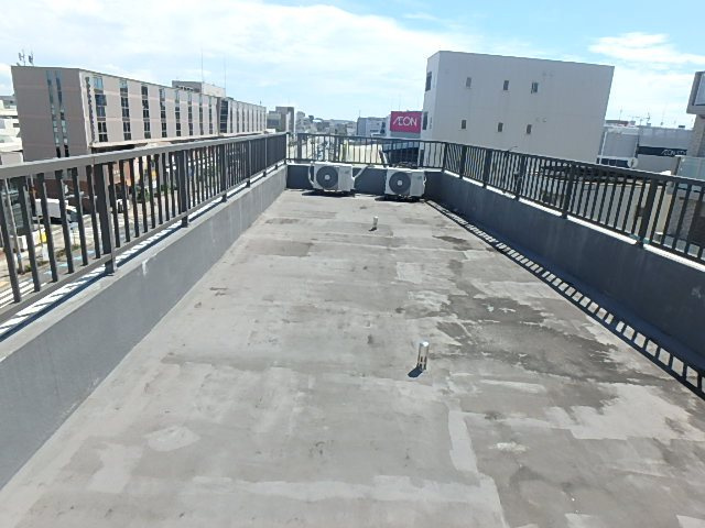 アーバン中央市場前の外観