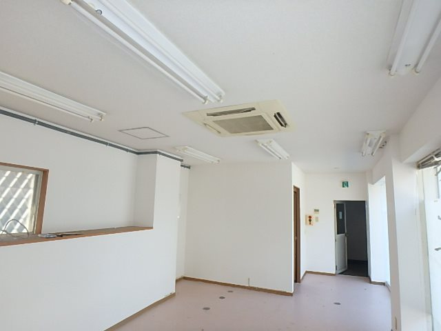 アーバン中央市場前
