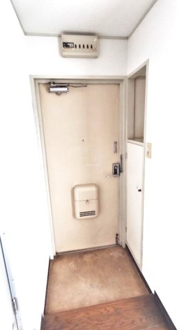 西舞子メゾンの玄関|シンプルで使いやすい玄関です