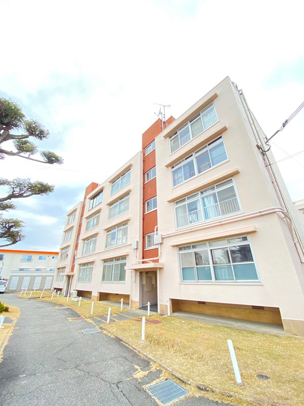 舞子片山団地4号棟