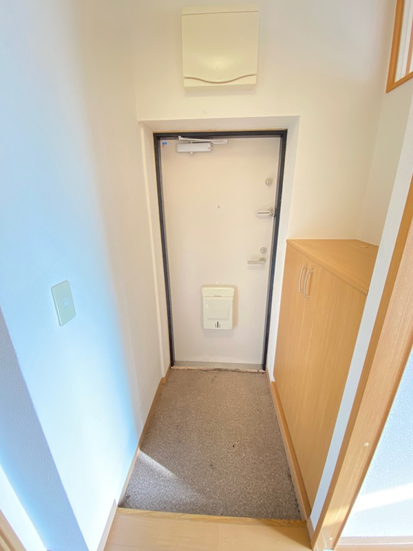 舞子片山団地4号棟の玄関|玄関です